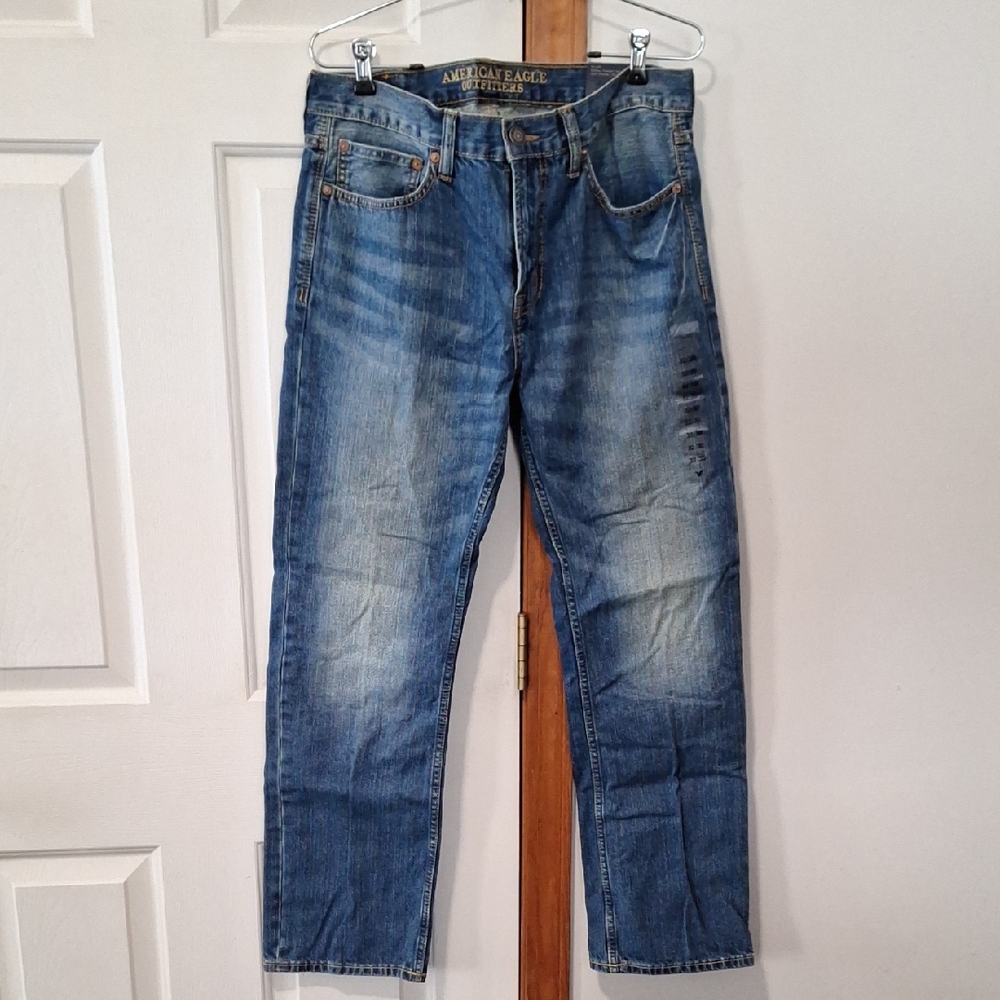 American Eagle Outfitters Men's Classic Blue Straight Jeans
